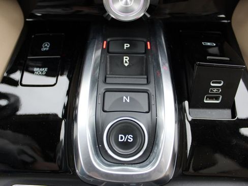 Used 2022 Acura MDX SH-AWD image 32