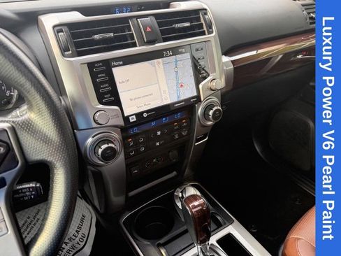 Used 2022 Toyota 4Runner Limited AWD/4WD image 25