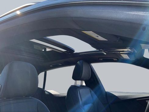 Used 2021 Audi Q8 Premium w/ Black Optic Package image 27