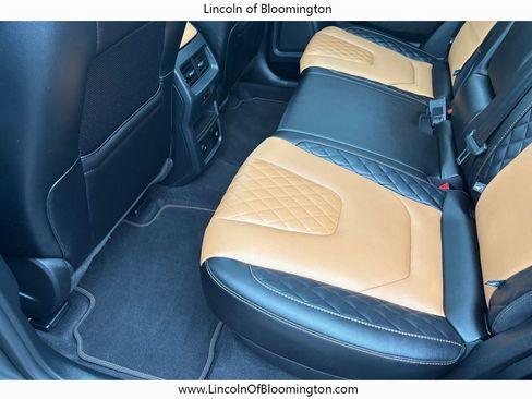 Used 2024 Ford Edge Titanium w/ Titanium Elite Package image 23