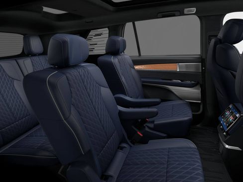 New 2026 Cadillac Vistiq Premium Luxury w/ LPO, Floor Liner Package AWD/4WD image 44
