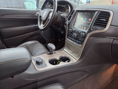 Used 2014 Jeep Grand Cherokee Summit image 17