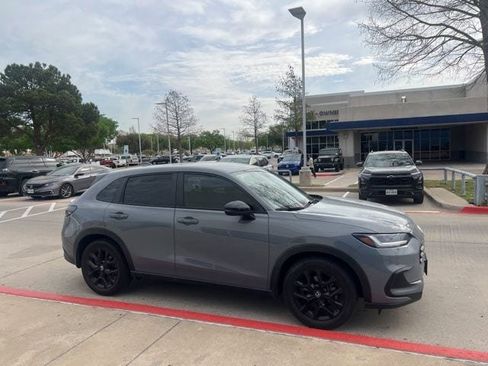 Used 2024 Honda HR-V Sport image 4