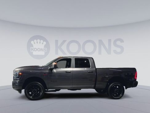 Used 2025 RAM 2500 Laramie w/ Night Edition image 7
