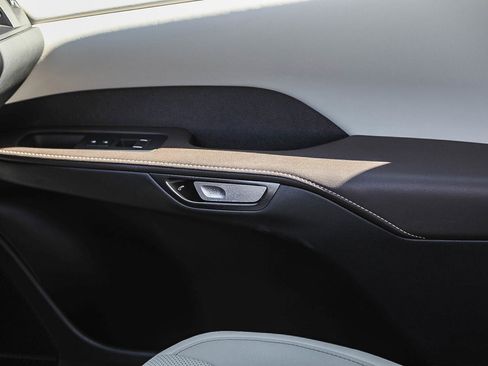 Used 2023 Lexus RX 350h 350h Premium w/ Cold Area Package image 21