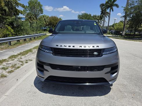 Used 2025 Land Rover Range Rover Sport Autobiography AWD/4WD image 8