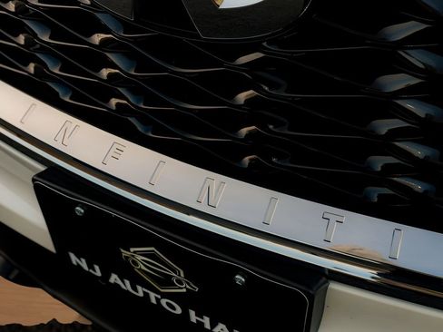 Used 2023 INFINITI QX60 Luxe image 16