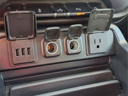 Certified 2015 GMC Sierra 1500 SLT w/ All-Terrain Package image 10