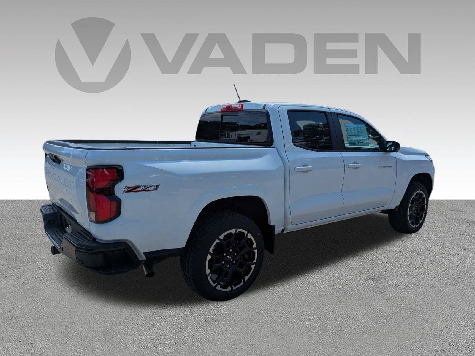 New 2026 Chevrolet Colorado Z71 w/ Technology Package AWD/4WD image 24