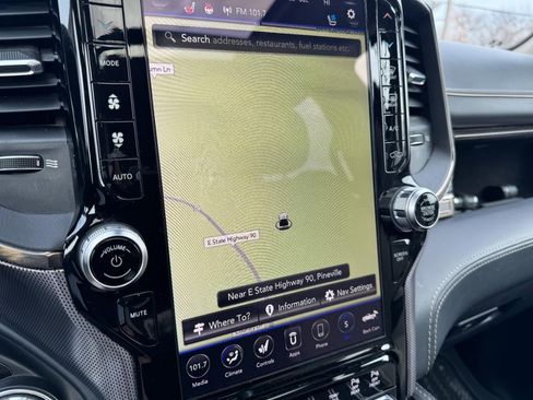 Used 2019 RAM 1500 Limited image 21