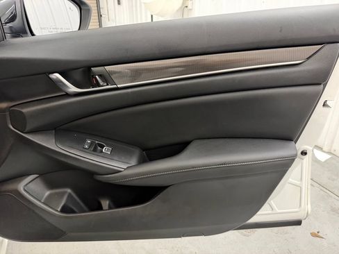 Used 2021 Honda Accord Sport image 44