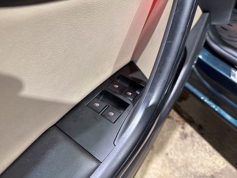 Used 2018 Buick Cascada Sport Touring FWD image 14