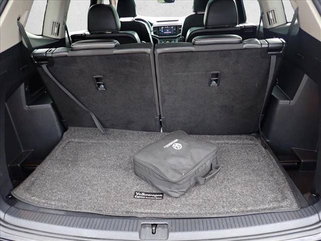 Used 2022 Volkswagen Atlas SEL R-Line AWD/4WD image 7