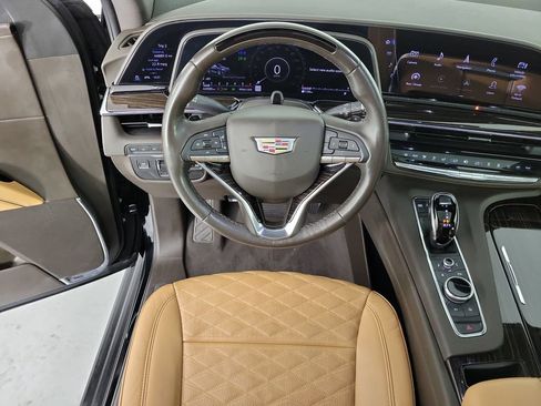 Used 2022 Cadillac Escalade Sport w/ Touring Package RWD image 17