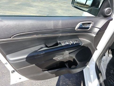 Used 2020 Jeep Grand Cherokee Limited X image 20