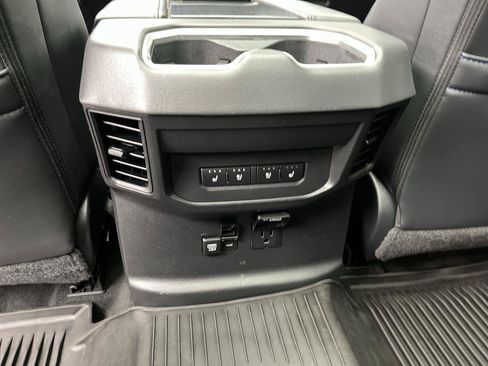 Used 2023 Toyota Tundra Platinum AWD/4WD image 13