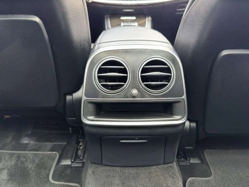 Used 2015 Mercedes-Benz S 550 4MATIC Sedan image 35