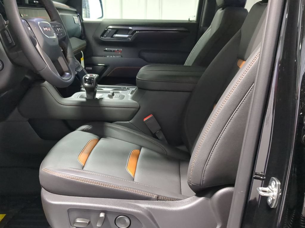New 2026 GMC Sierra 1500 AT4 w/ AT4 Premium Package AWD/4WD image 19