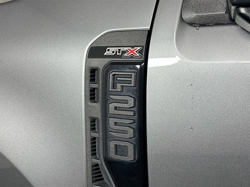 Used 2024 Ford F250 XL w/ STX Appearance Package AWD/4WD image 28