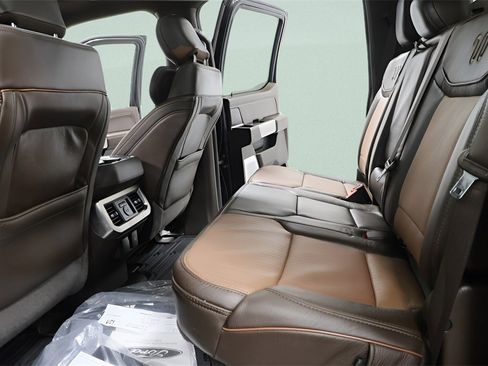 Used 2024 Ford F450 King Ranch w/ Chrome Package image 28