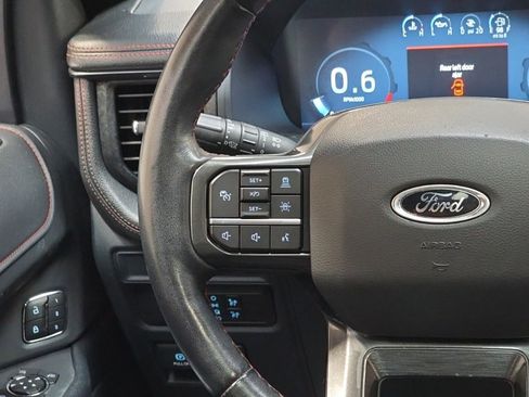 Used 2022 Ford Expedition Max Limited image 21