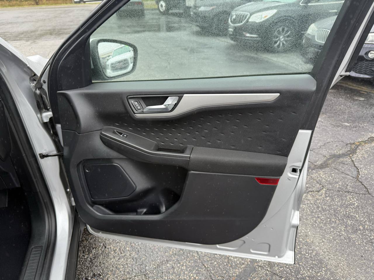 Used 2020 Ford Escape SE AWD/4WD image 17