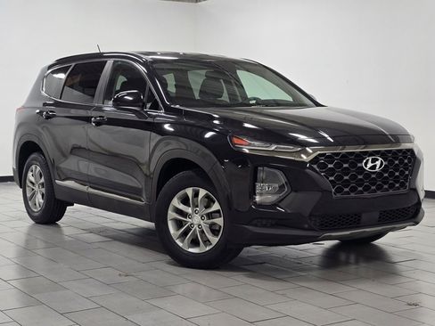 Used 2019 Hyundai Santa Fe SE w/ Cargo Package image 2