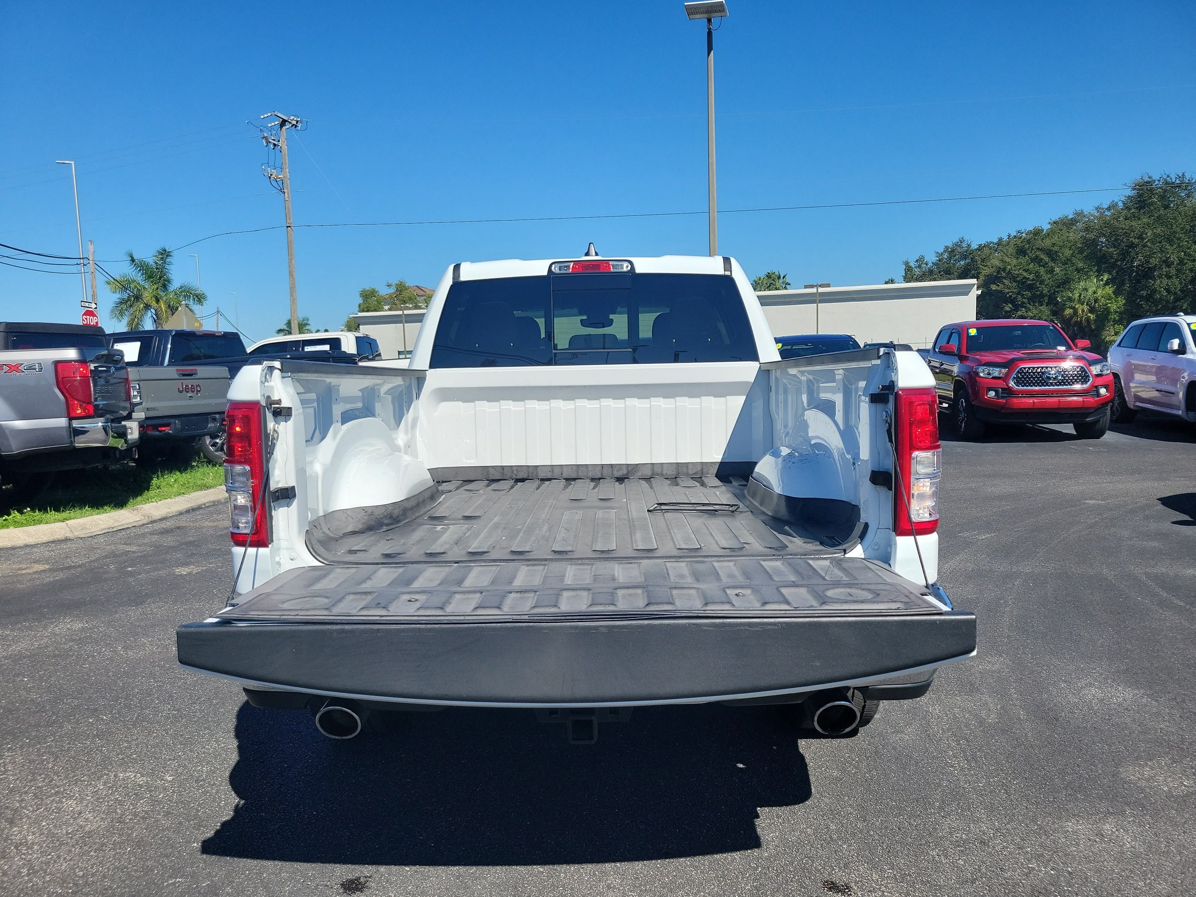 Used 2019 RAM 1500 Big Horn RWD image 10