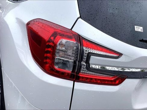 Certified 2025 Subaru Ascent Premium AWD/4WD image 33
