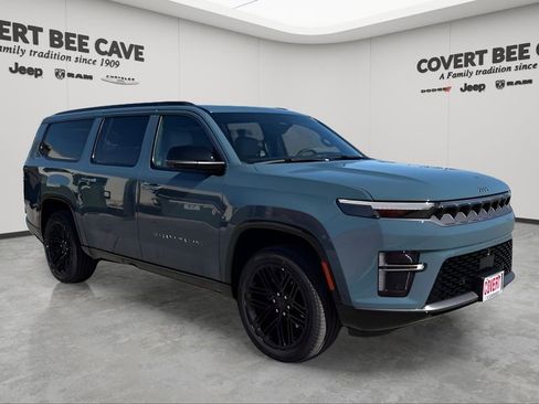 New 2026 Jeep Grand Wagoneer L Limited image 1