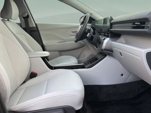 Used 2025 Hyundai Kona SEL AWD/4WD image 21