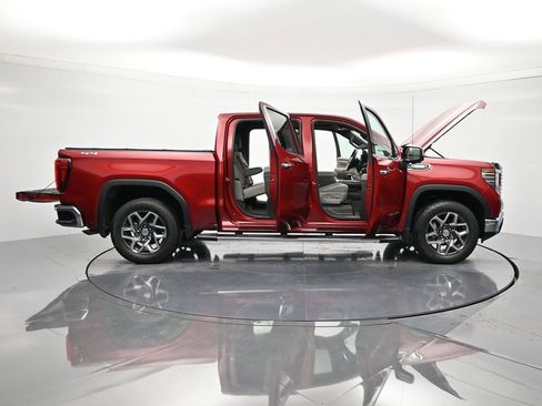 Certified 2024 GMC Sierra 1500 SLT w/ SLT Premium Plus Package AWD/4WD image 50