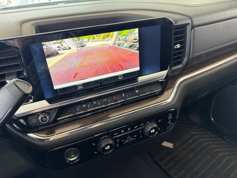 Used 2024 Chevrolet Silverado 1500 LT AWD/4WD image 26