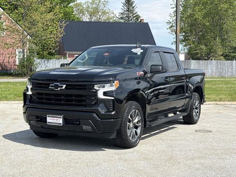 Used 2024 Chevrolet Silverado 1500 RST w/ Z71 Off-Road Package AWD/4WD image 1