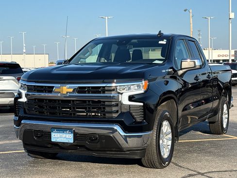 Used 2022 Chevrolet Silverado 1500 LT image 2