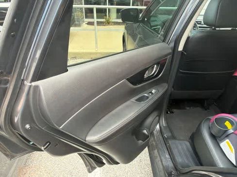 Used 2015 Nissan Rogue SL w/ SL Premium Package AWD/4WD image 20