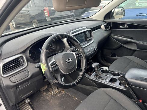Used 2020 Kia Sorento L image 7