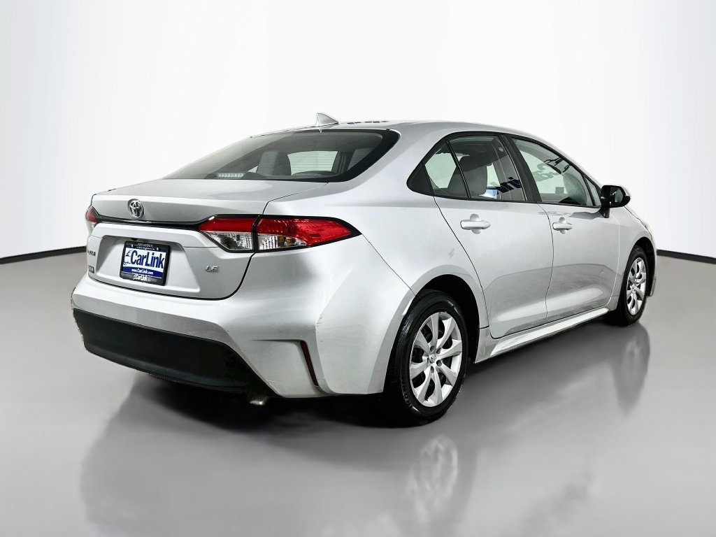 Used 2024 Toyota Corolla LE FWD image 8