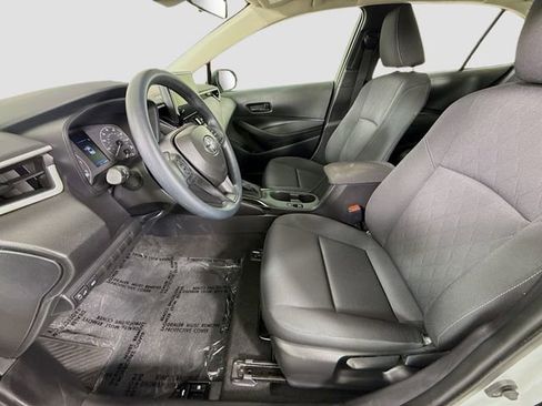 Certified 2025 Toyota Corolla LE image 19