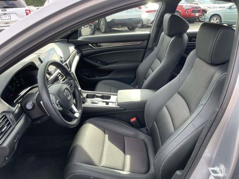 Used 2022 Honda Accord Sport image 12