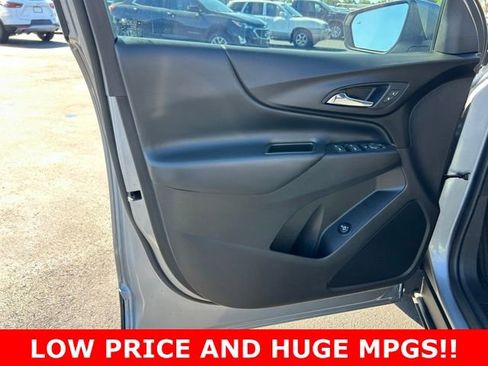 Certified 2024 Chevrolet Equinox LT image 12