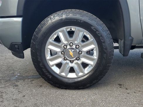 Used 2024 Chevrolet Silverado 3500 High Country w/ Technology Package image 12