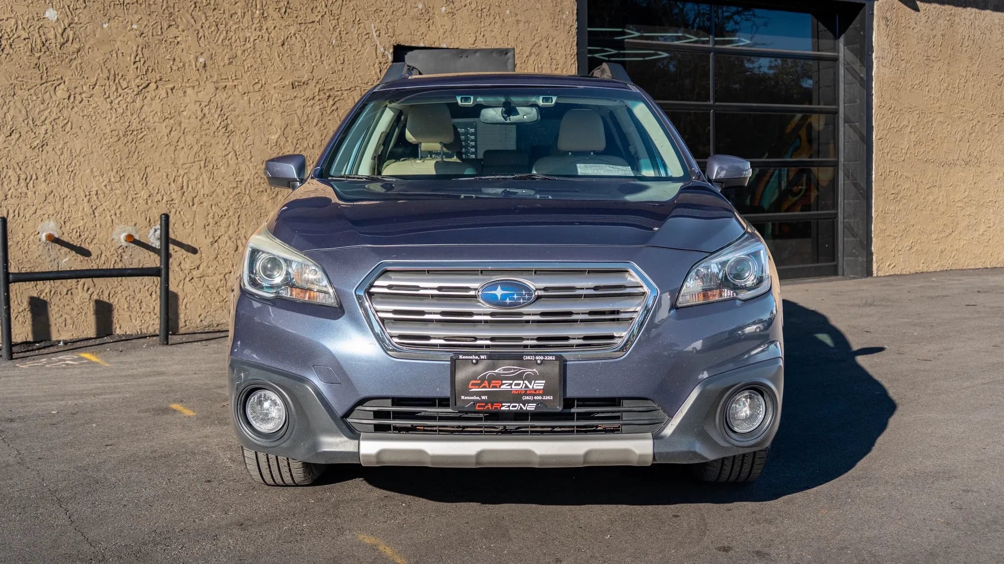 Used 2016 Subaru Outback 2.5i Limited AWD/4WD image 3
