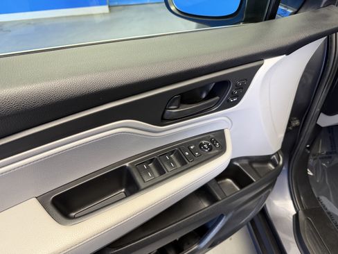 Used 2019 Honda Odyssey EX-L image 10
