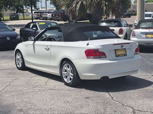 Used 2009 BMW 128i Convertible RWD image 7