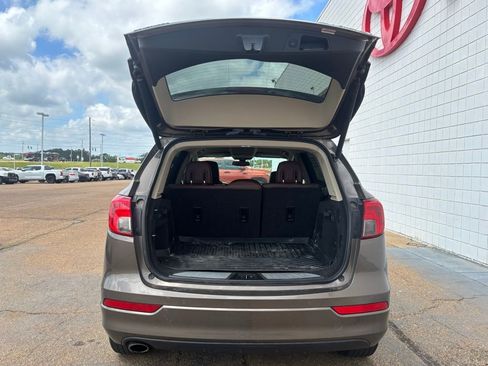 Used 2017 Buick Envision Essence image 31