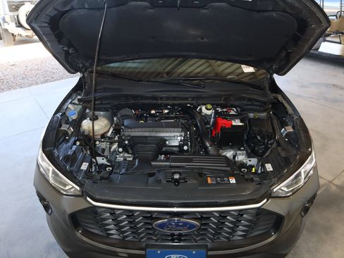 Certified 2023 Ford Escape Platinum w/ Premium Technology Package AWD/4WD image 20