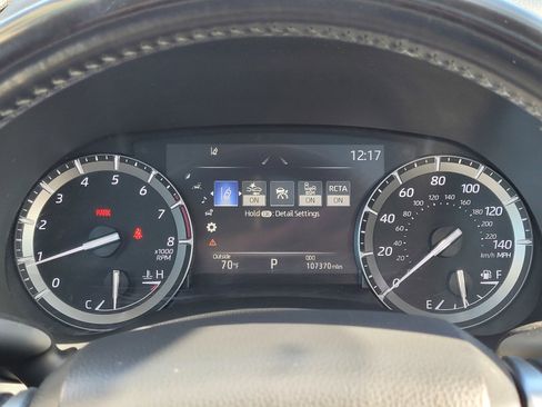 Used 2021 Toyota Highlander XLE image 20