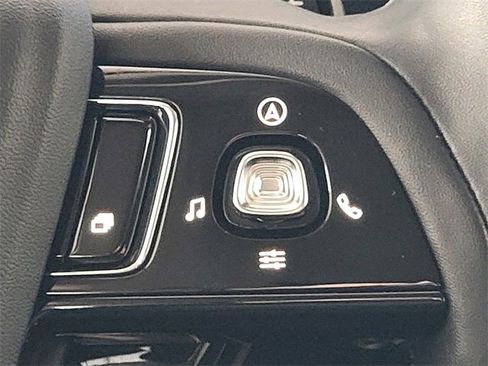 Certified 2024 Lincoln Corsair AWD w/ Equipment Group 101A image 34