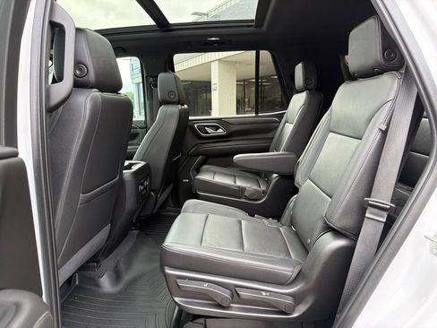 Used 2021 Chevrolet Tahoe Z71 w/ Z71 Off-Road Package AWD/4WD image 36